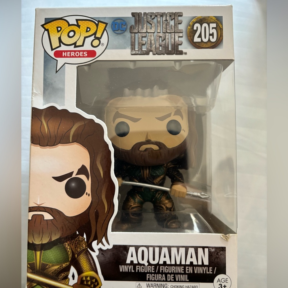 Funko POP! Movies: DC Justice League – Aquaman Toy Figure